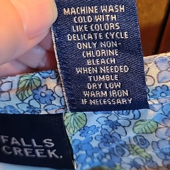 Cute capped sleeve tunic - Picture 3 of 5